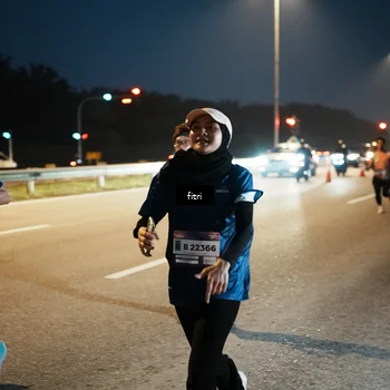 Runner Photo 7494296