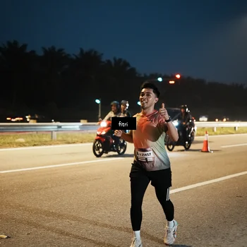 Runner Photo 7494302
