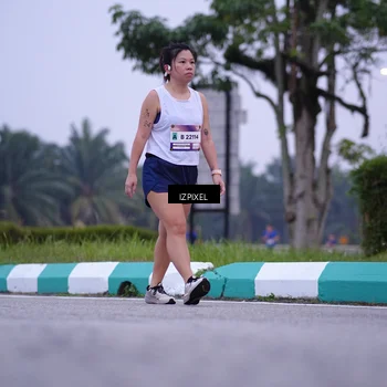 Runner Photo 7494304