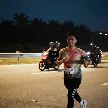 Runner Photo 7494307