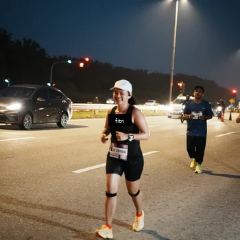 Runner Photo 7494308