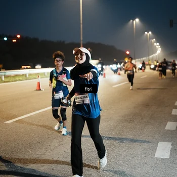Runner Photo 7494313
