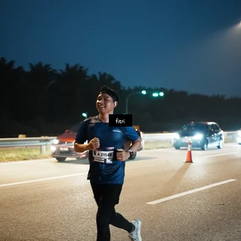 Runner Photo 7494317