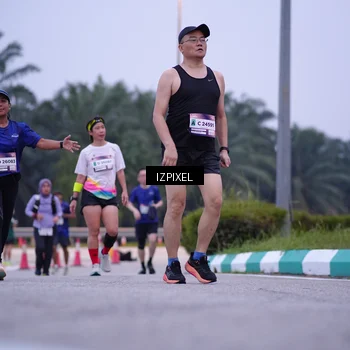 Runner Photo 7494360