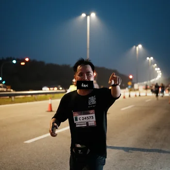 Runner Photo 7494371
