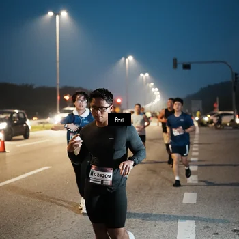 Runner Photo 7494411