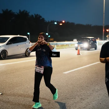 Runner Photo 7494413
