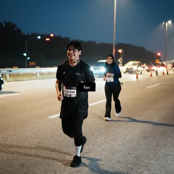 Runner Photo 7494414