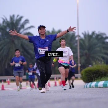 Runner Photo 7494427
