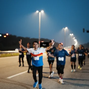 Runner Photo 7494437