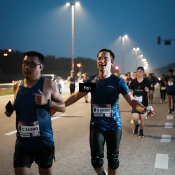 Runner Photo 7494442