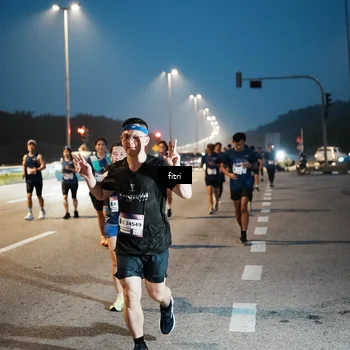 Runner Photo 7494454