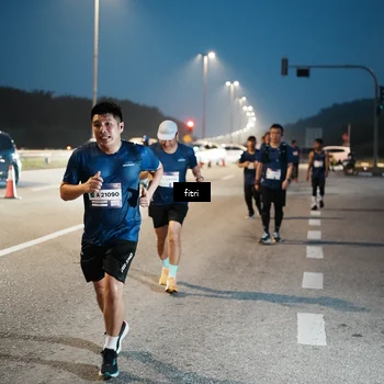 Runner Photo 7494474