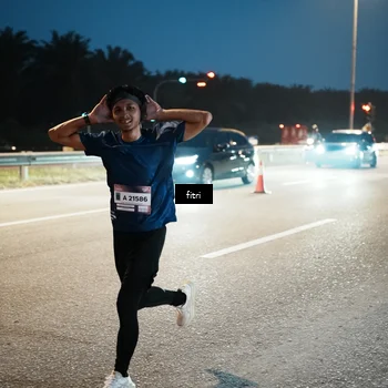 Runner Photo 7494476