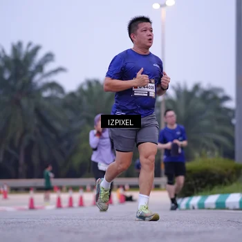 Runner Photo 7494545