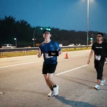 Runner Photo 7494549