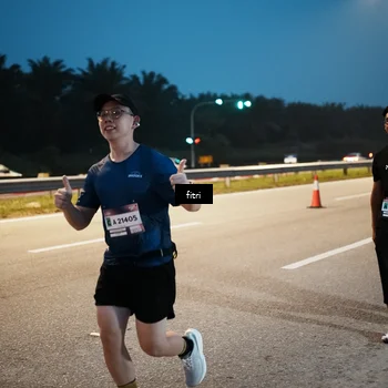 Runner Photo 7494555