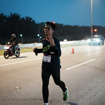 Runner Photo 7494571