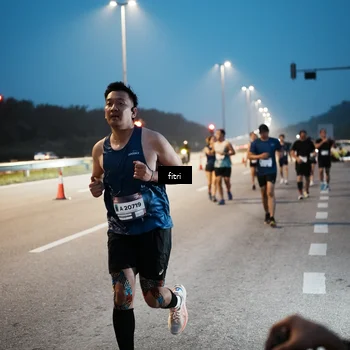 Runner Photo 7494575