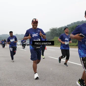 Runner Photo 7494612