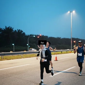 Runner Photo 7494615
