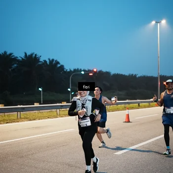 Runner Photo 7494618