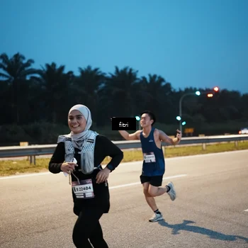 Runner Photo 7494620