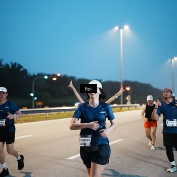 Runner Photo 7494625