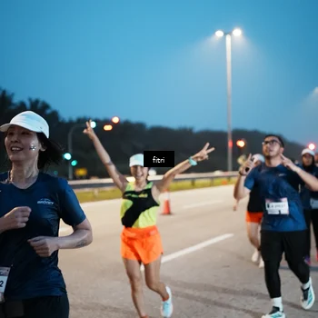 Runner Photo 7494633