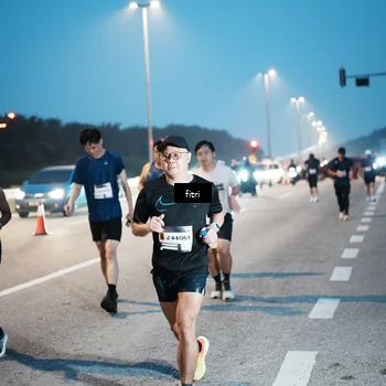 Runner Photo 7494655