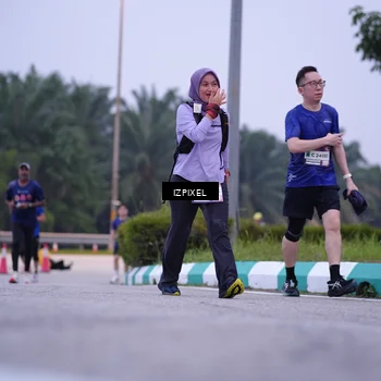 Runner Photo 7494658