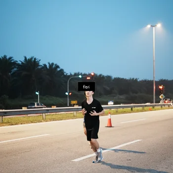 Runner Photo 7494671
