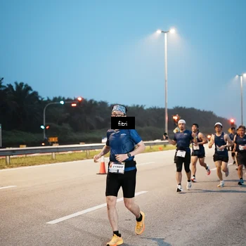 Runner Photo 7494674