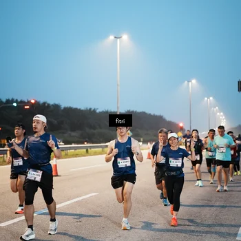 Runner Photo 7494675