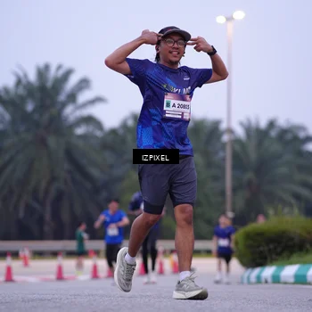 Runner Photo 7494695