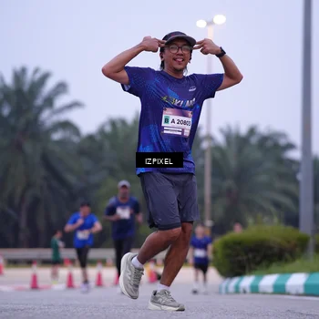 Runner Photo 7494698