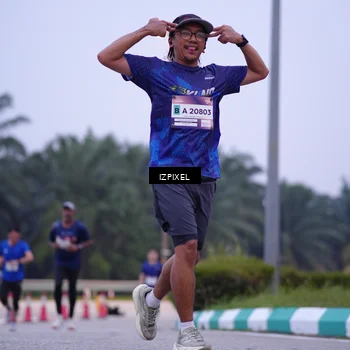 Runner Photo 7494708