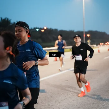 Runner Photo 7494713
