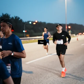 Runner Photo 7494714