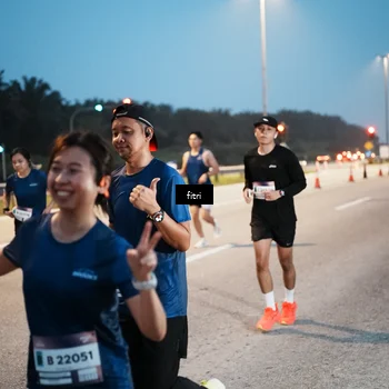 Runner Photo 7494717