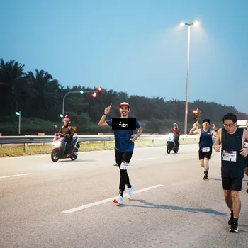 Runner Photo 7494750
