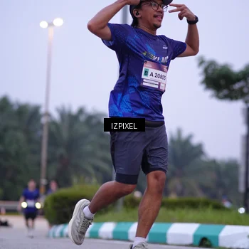 Runner Photo 7494751