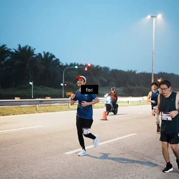 Runner Photo 7494758