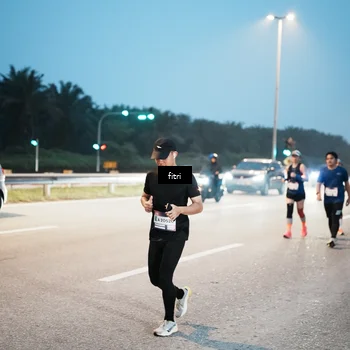 Runner Photo 7494765