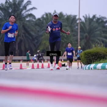 Runner Photo 7494766