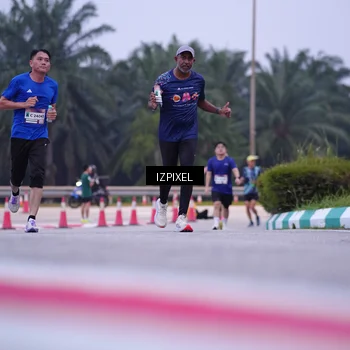 Runner Photo 7494778