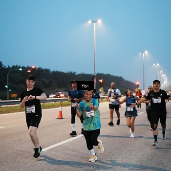 Runner Photo 7494786