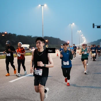 Runner Photo 7494819