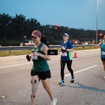 Runner Photo 7494822