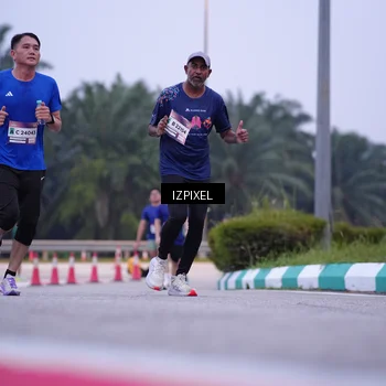 Runner Photo 7494834